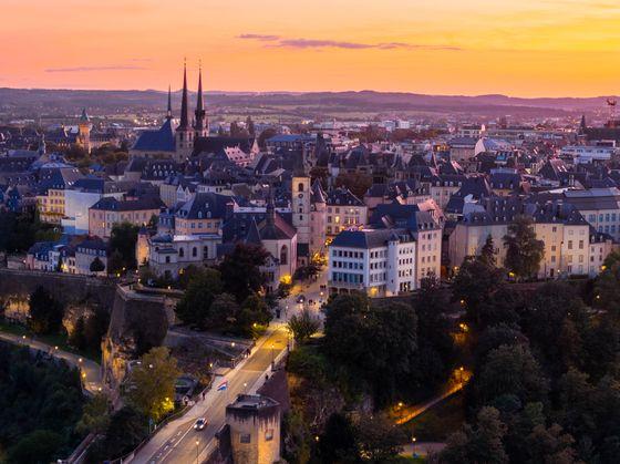 Discover high-paying jobs in Luxembourg in 2026, expected salaries, visa sponsorship requirements and trusted websites where international applicants can apply.